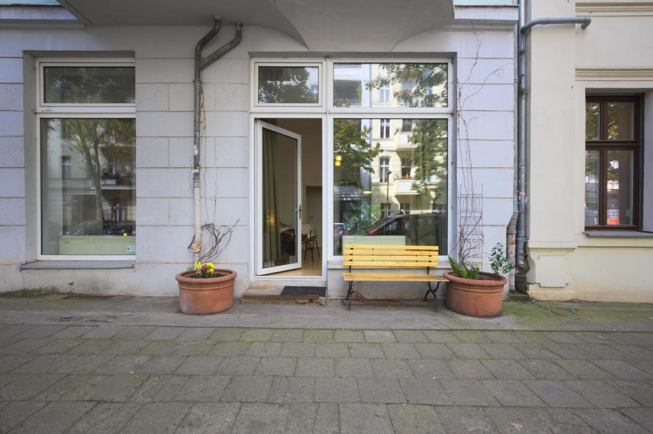 Altbauwohnung Mit 3 Baedern Berlin Dış mekan fotoğraf
