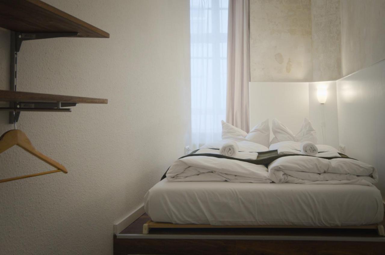 Altbauwohnung Mit 3 Baedern Berlin Dış mekan fotoğraf